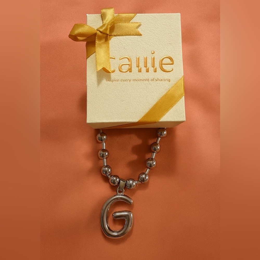 Unisex Oversized Bubble G Initial Ball Chain Necklace ā Silver Stainless Steel